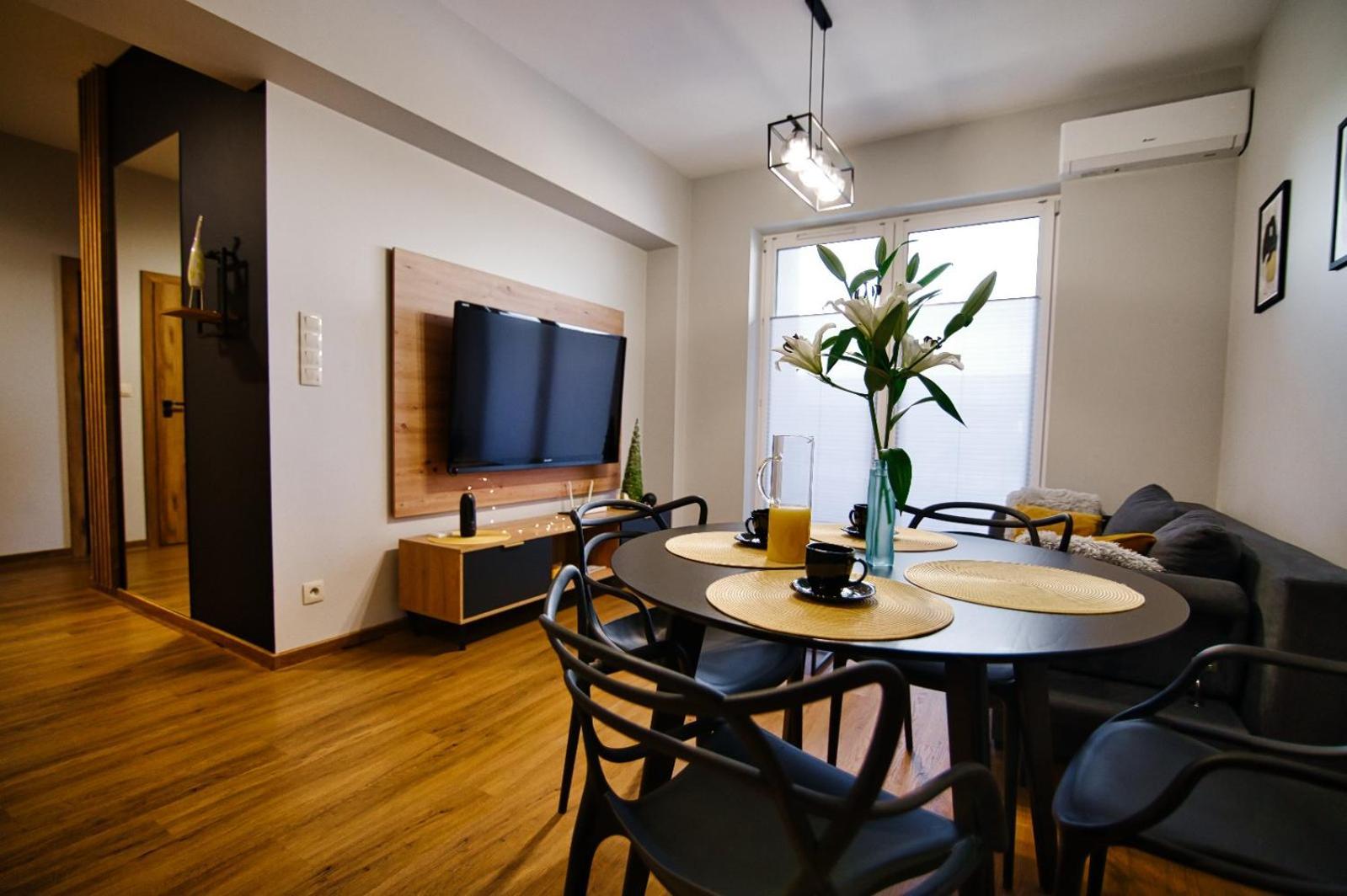 Apartament No82 Yellow Holiday Home Zator Exteriör bild